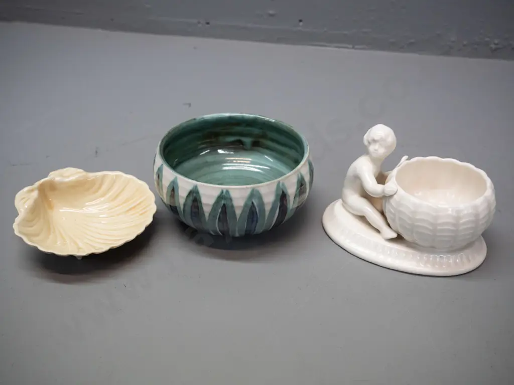 Temuka shell dish, Hanmer pottery bowl H-60 D-125 and a Sylvac figural trinket / bowl Image 1++