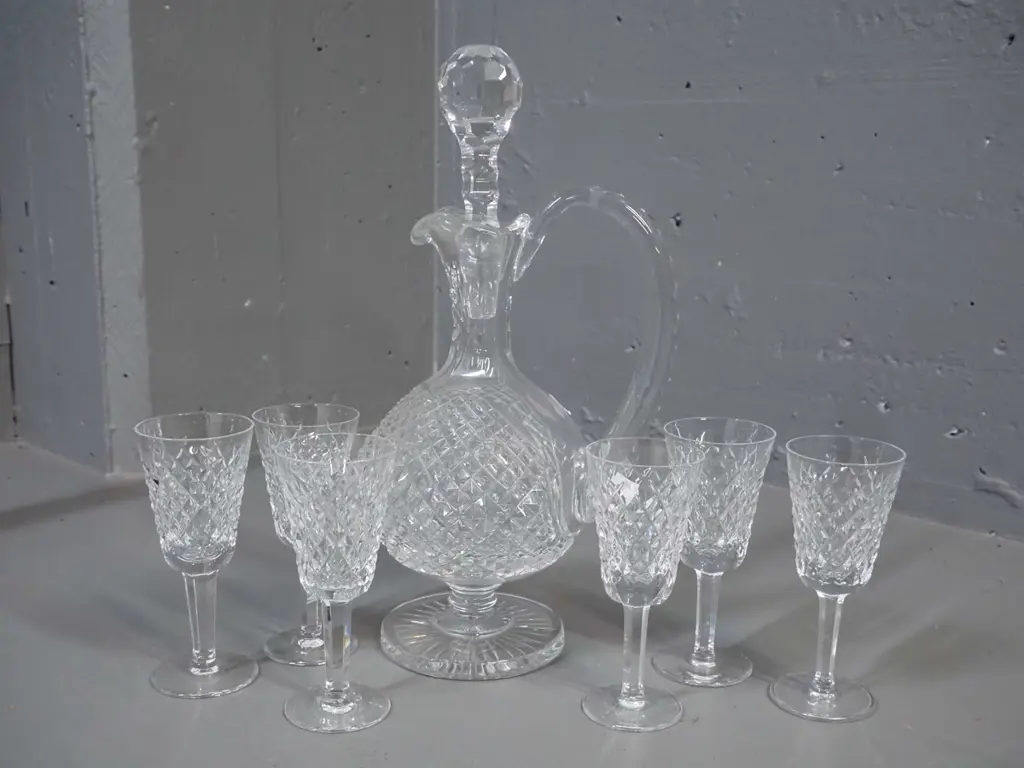 Waterford cut crystal stoppered & handled sherry decanter and 6 glasses - decanter H-325 W-170 Image 1++