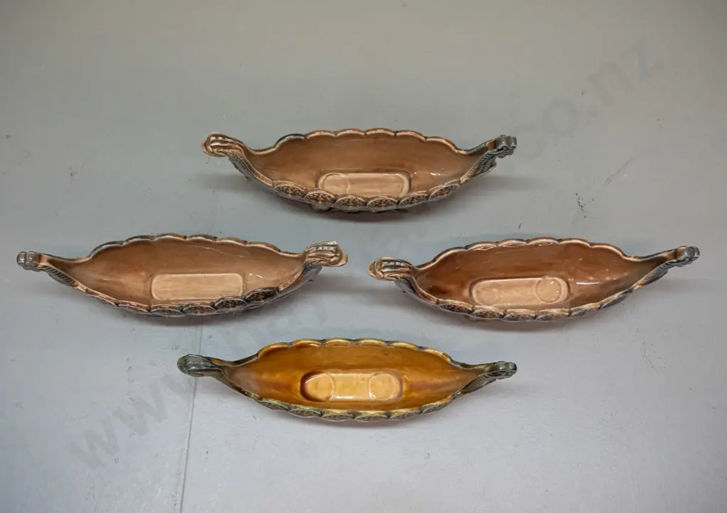 4 Wade porcelain viking long boats - 3 matching H-85 L-190, other darker Image 1++