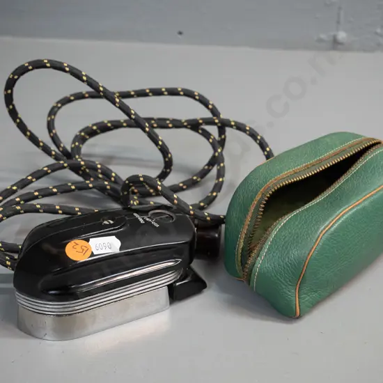 vintage travel iron - "Smoothie" made in England by Lucas Holder Coventry, in leather case H-60 L-110