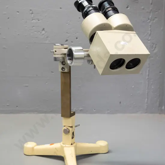 stereo microscope fitted to cast metal base marked G.F. Palmer London H-420