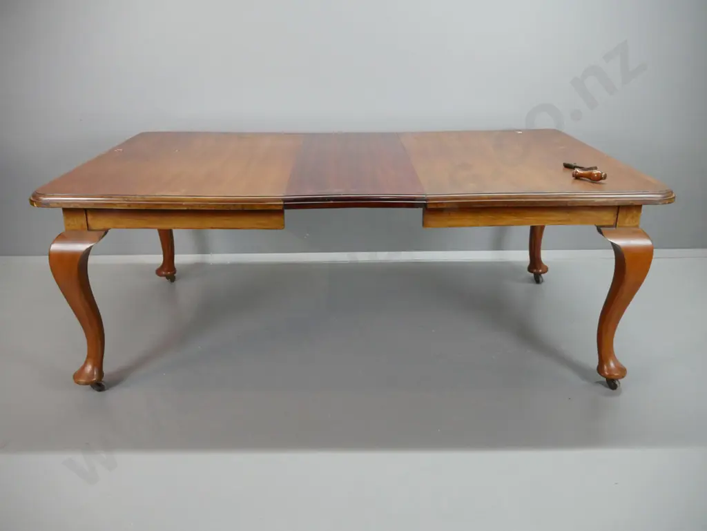 Edwardian walnut wind-out dining table with 2 leaves, large cab legs on casters, 7 Heppelwhite style chairs with pierced Image 1++