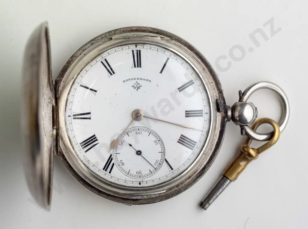 silver pocket watch with key stamped lion, b, JR B3 Image 1++