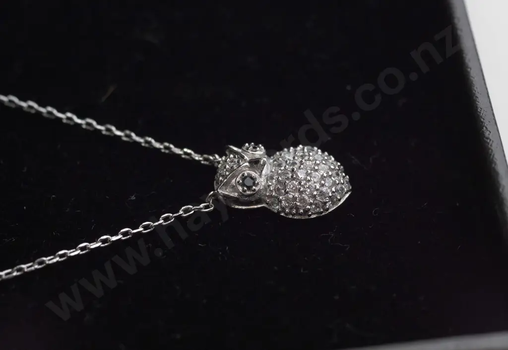 silver owl necklace stamped 925 Image 1++