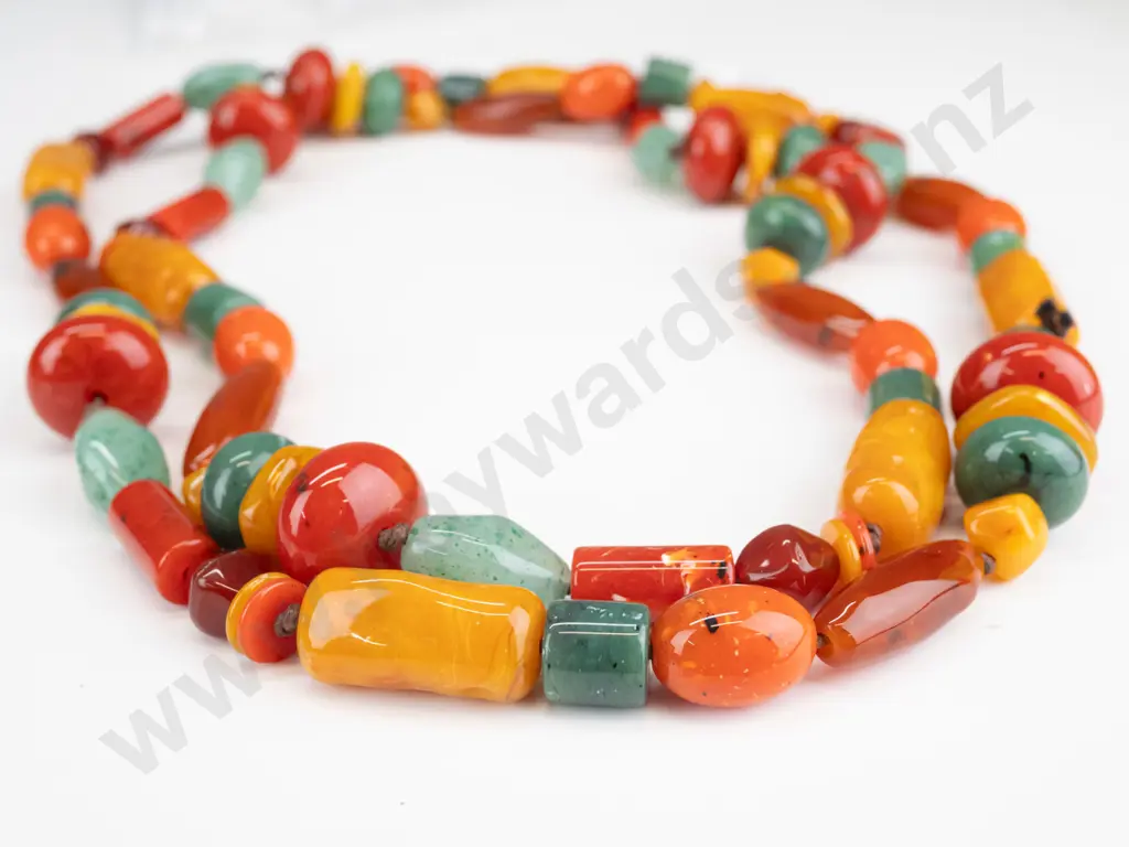 multi coloured costume necklace Image 1++