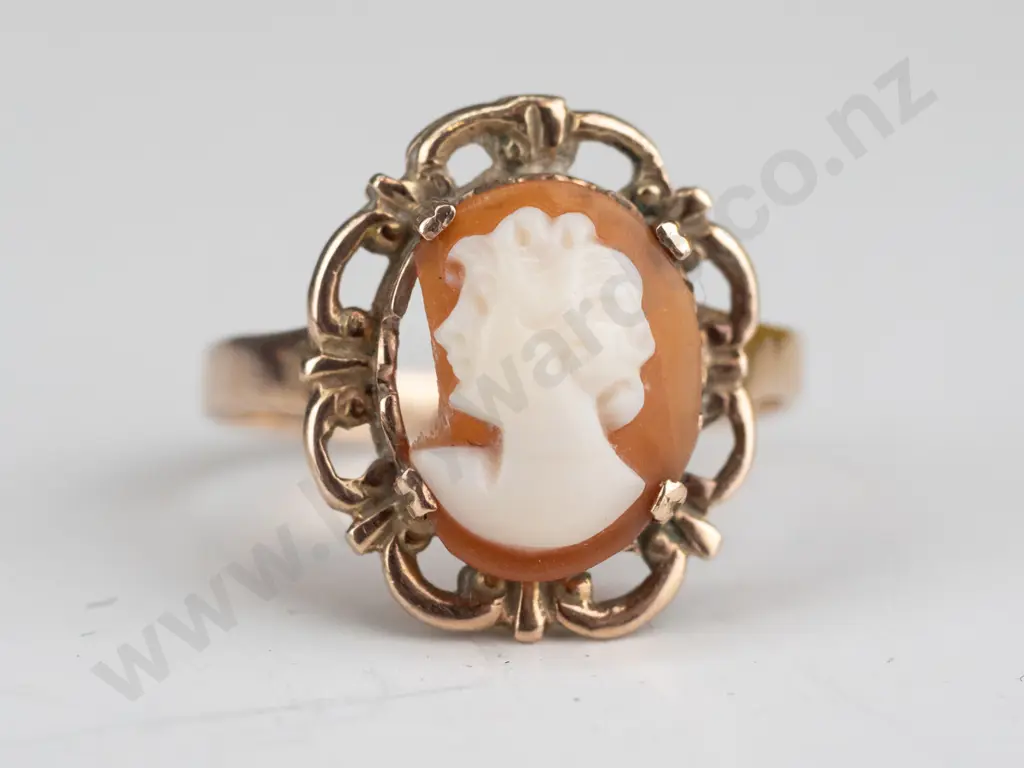 cameo brooch with safety chain stamped 9ct & cameo ring not marked Image 1++
