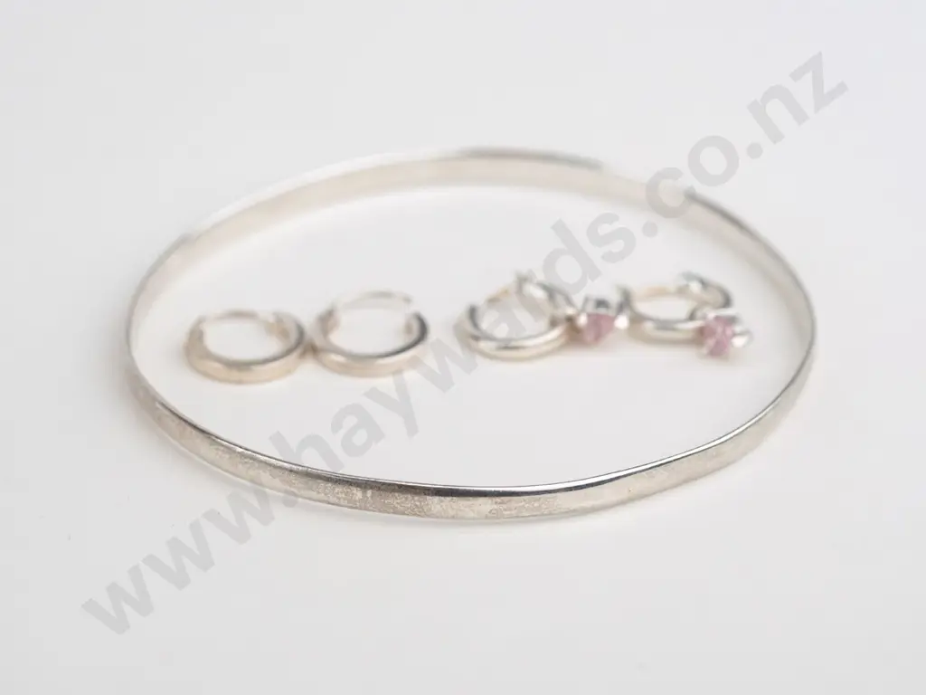 silver bangle & 2 pairs of silver earrings all stamped 925 Image 1++