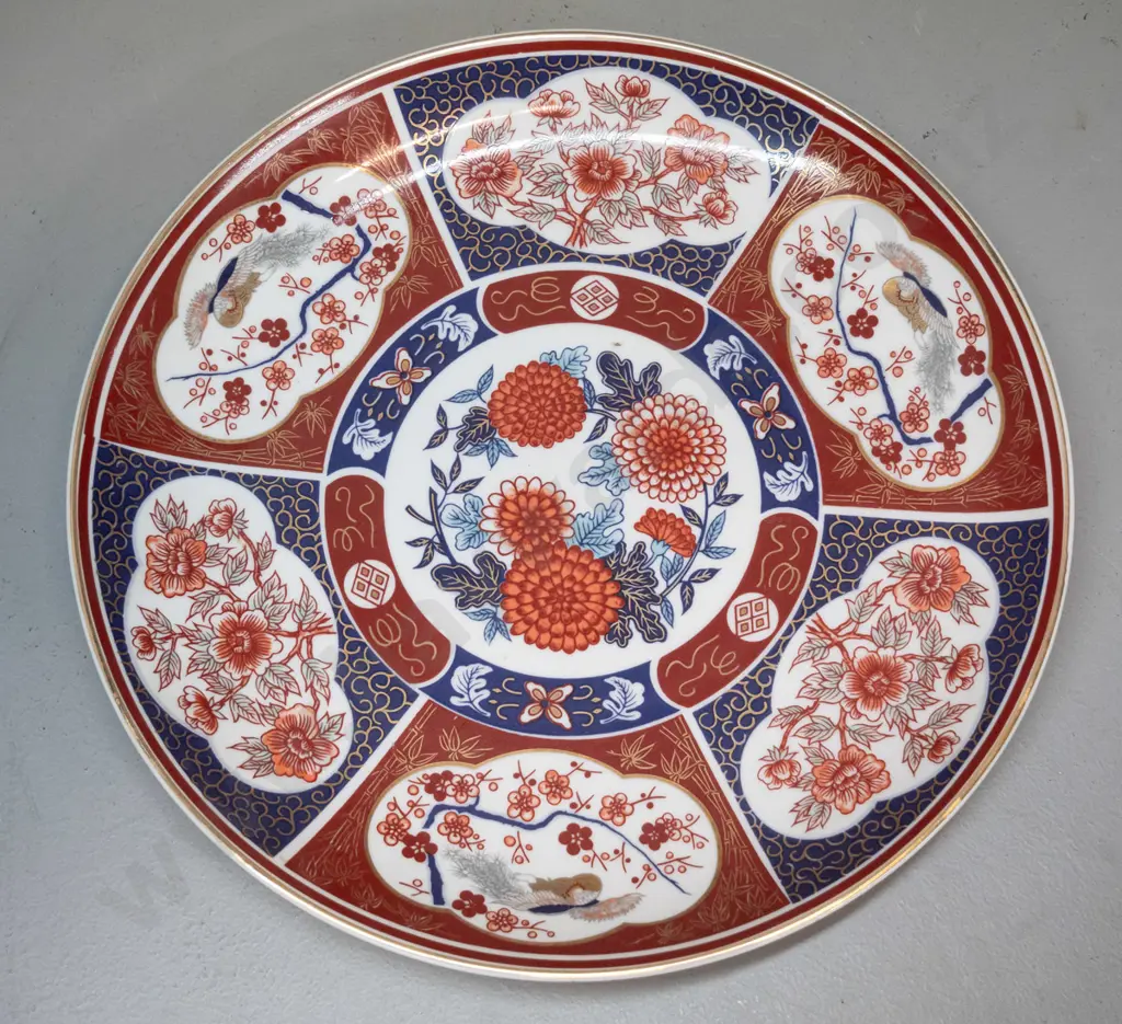 3 cabinet plates - Spode Indian Tree, Bridgwood blue & white asian pattern and an Imari pattern with no maker's marks. Image 1++