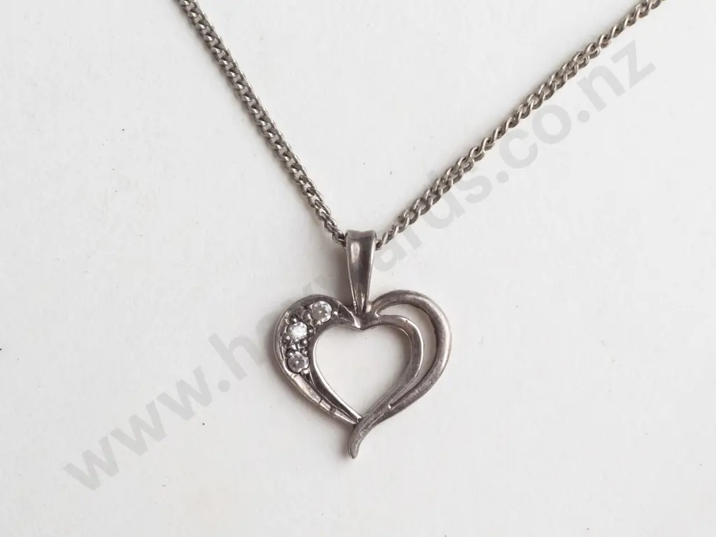 heart necklace with small cz stones chain stamped 925 Image 1++