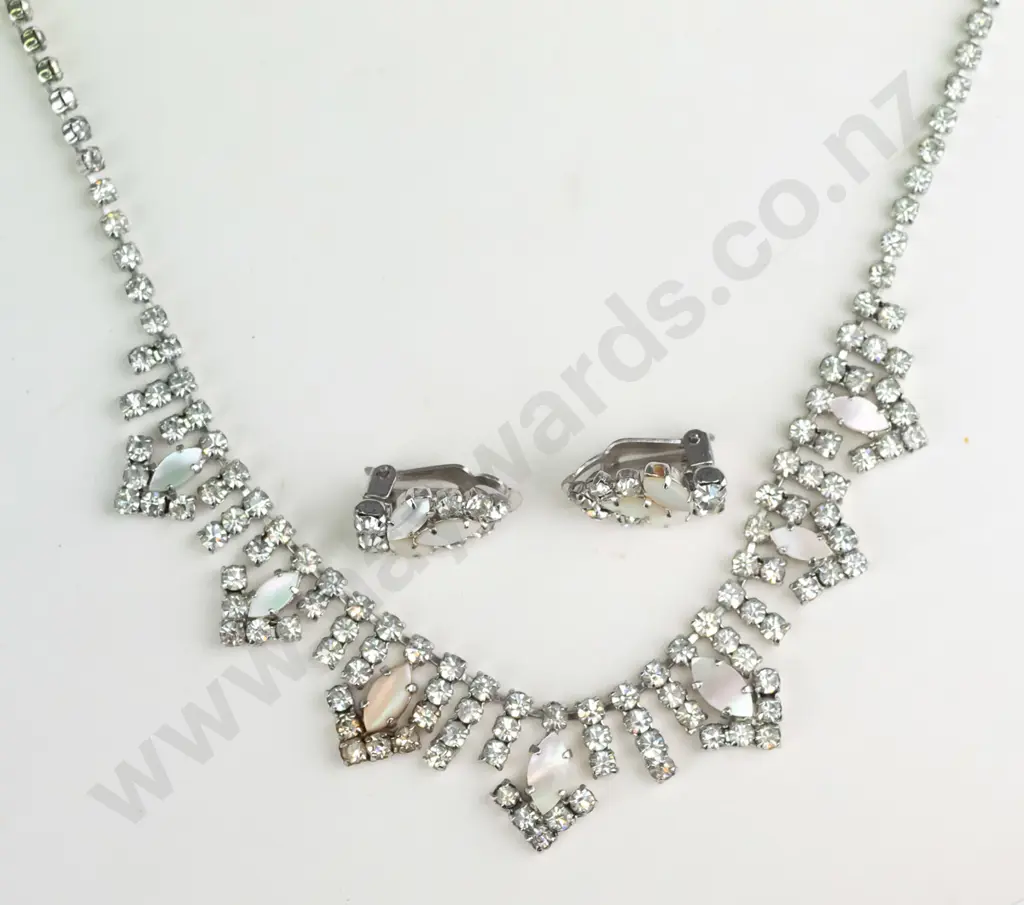 crystal necklace & earring set [clip on] Image 1++