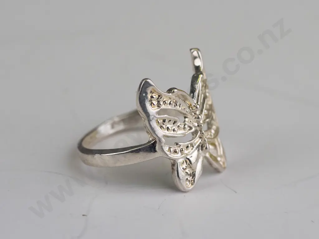silver butterfly ring stamped 925 Image 1++