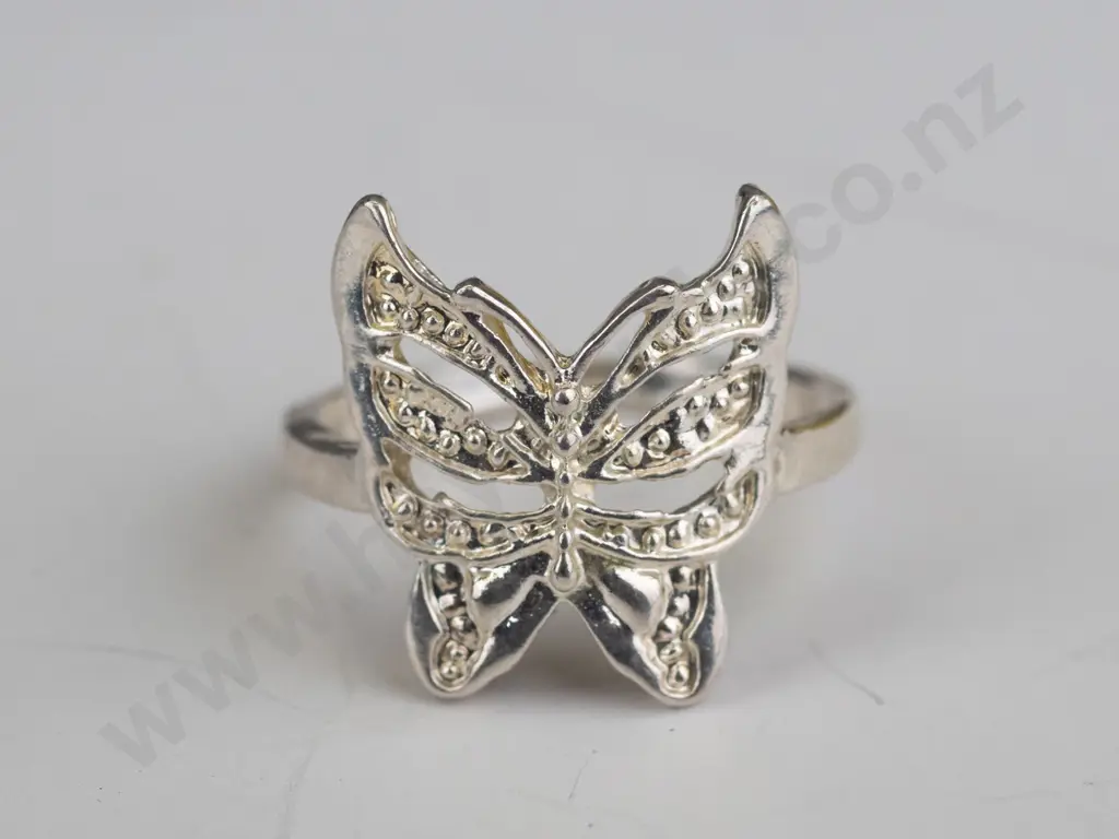 silver butterfly ring stamped 925 Image 1++