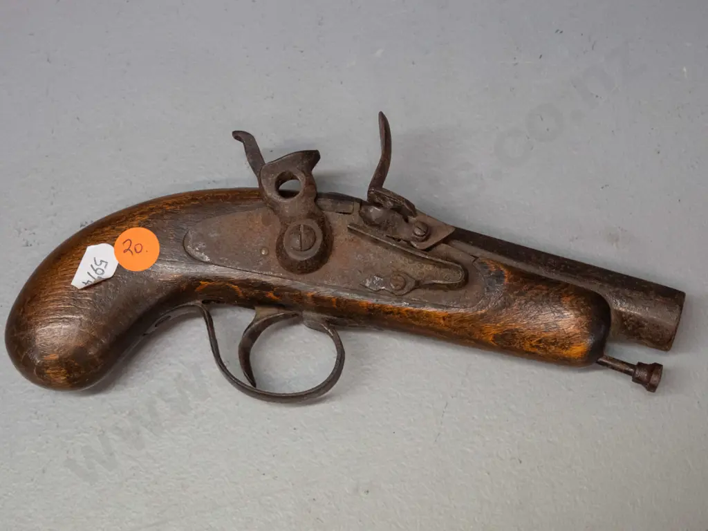 replica small flintlock pistol with timber stock L-210 Image 1++
