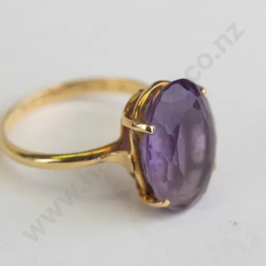 amethyst ring stamped 750
