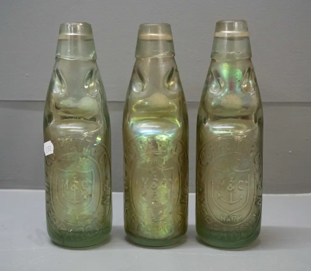 3 Moffett Invercargill marble bottles with iridescent interior coating, marked 1913 on base - H-200 Image 1++