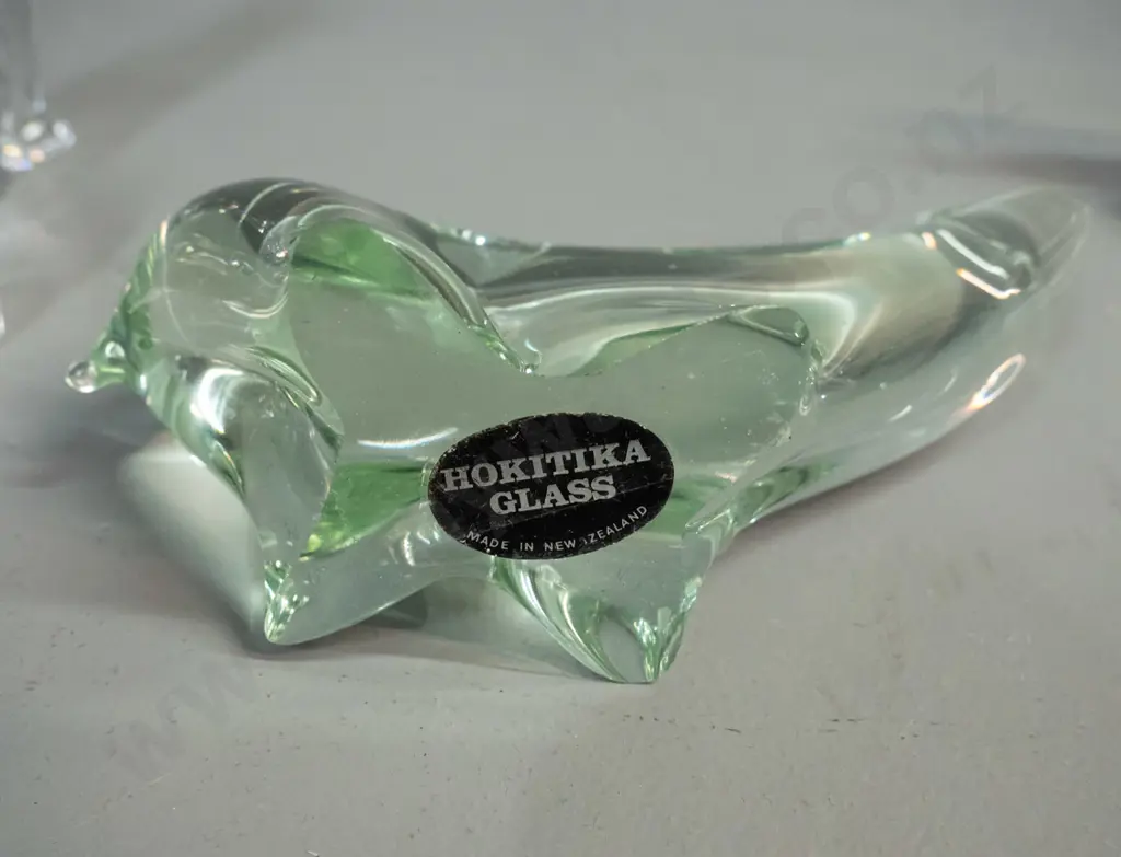 5 small glass and crystal animals - green Hokitika polar bear, 2 Hadeland crystal cats, frosted and moulded polar bear, Image 1++