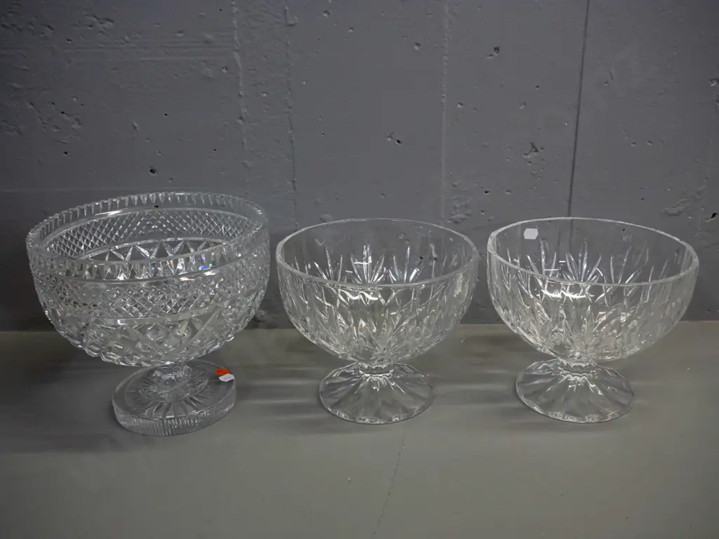 3 cut crystal footed comport bowls - matching pair and a larger hobnail cut with a small chip to base H-190 D-210 Image 1++