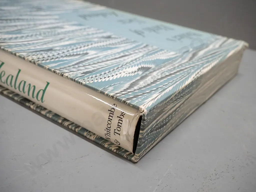 slip-cased book: Buller's Birds of New Zealand - pub. 1967 - minor wear to dust cover Image 1++