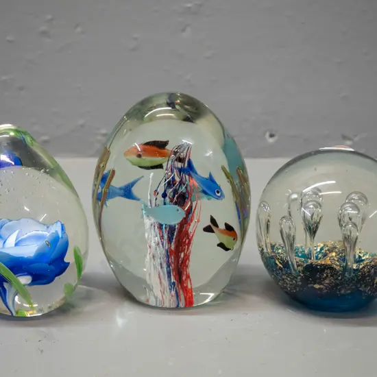 3 art glass paperweights - taller fish & seaweed theme is H-115