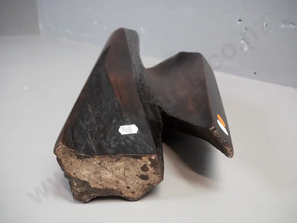 carved and dark stained hardwood sculpture / ornament with chip-carved detail H-490 Image 1++