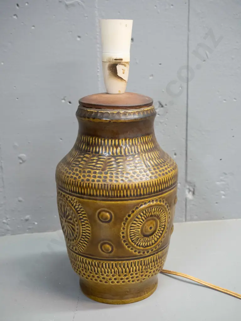 German pottery table lamp - design 545-25 - no shade. H-350. Image 1++