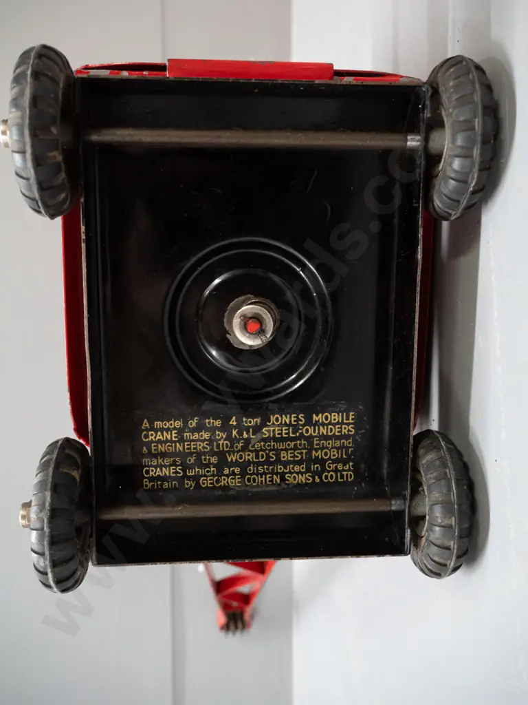 vintage Triang metal Jones mobile crane - has original weighted hook, needs rigging - general age wear to transfers and Image 1++