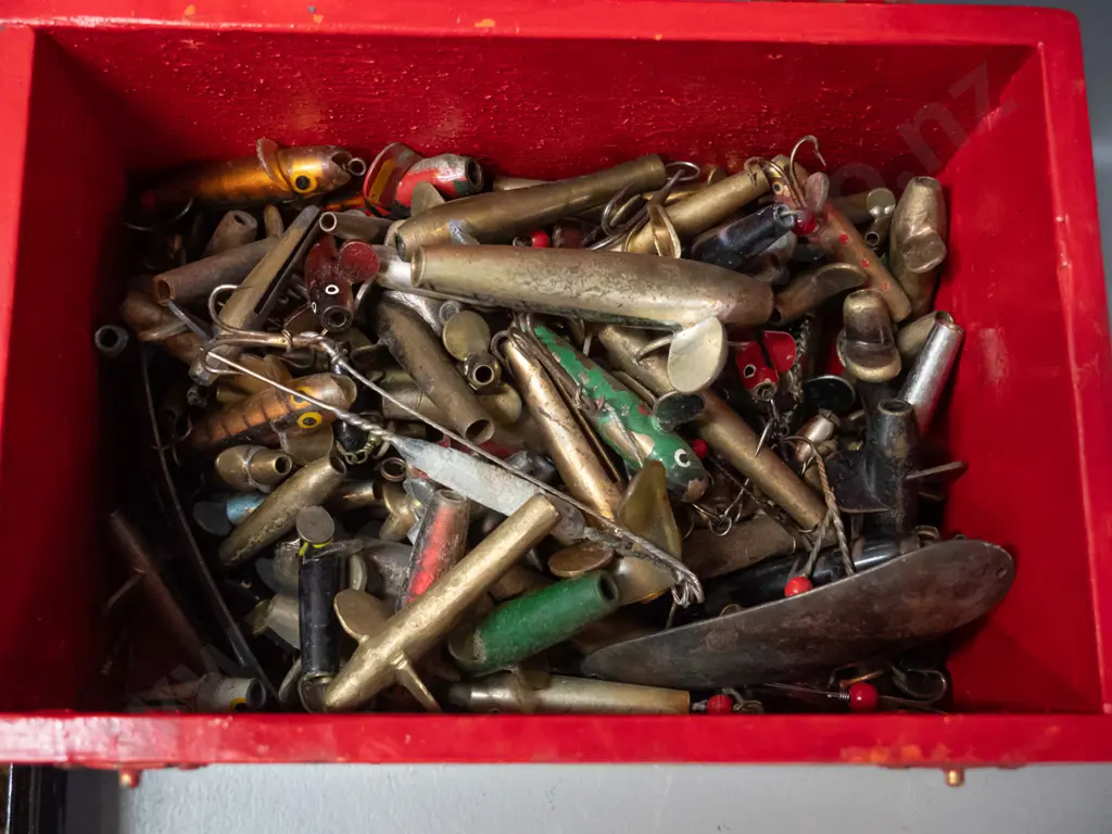 painted timber box and hinged partioned metal tin full of fishing lures, hooks, sinkers etc. - tin is W-160 D-100 Image 1++