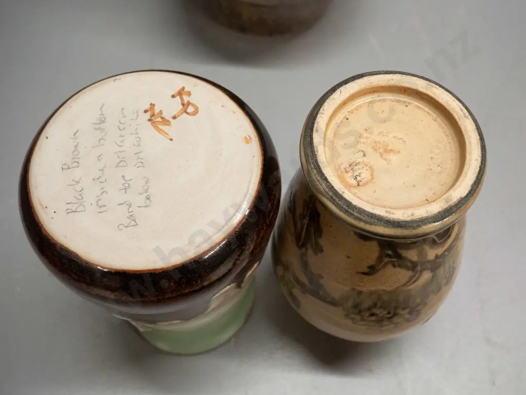 3 studio pottery items with unknown marks - jug H-200 W-165 and 2 vases Image 1++