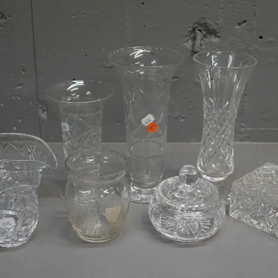 8 small cut crystal items - Watford, Harbridge and 2 other vases, lidded trinket, small round lidded bowl, etc. Tallest