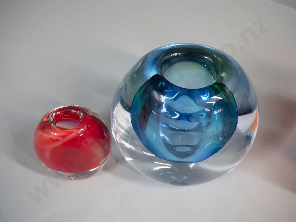 2 Hoglund heavy clear based art glass vases - larger blue is H-190 and red Image 1++
