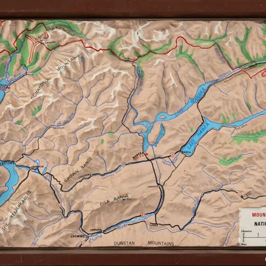 framed plastic 3D map of Mount Aspiring National Park Overall H-260 W-380