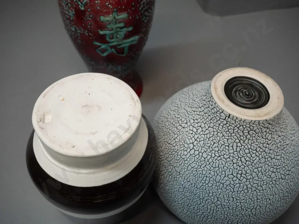 4 assorted pottery vases - red and green with asian character mark, small blue, etc - crackle textured comport shape is Image 1++