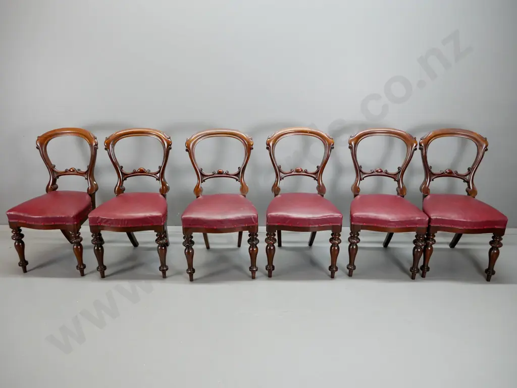 6 William IV walnut open-back dining chairs with carved crest and scroll work, turned front legs with egg and dart Image 1++