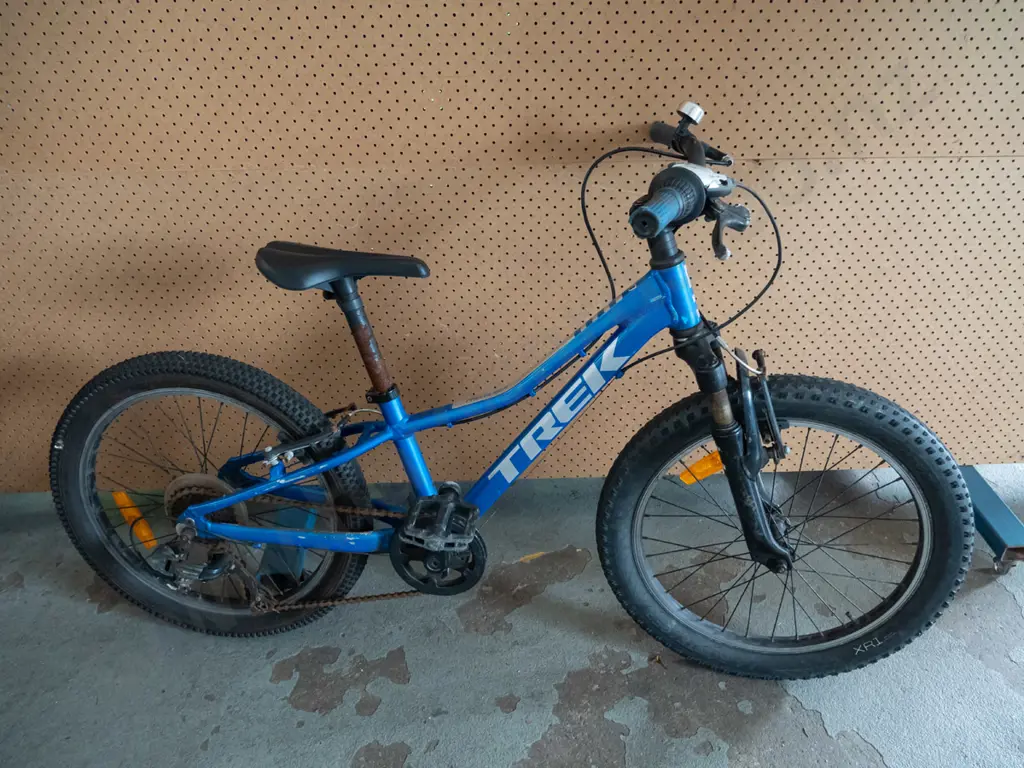 Childs Trek Mountain bike Image 1++