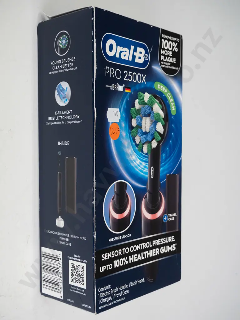 Oral B electric toothbrush Image 1++
