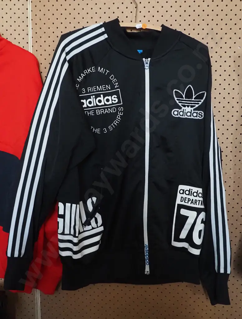 Adidas zip jacket, black in colour Image 1++