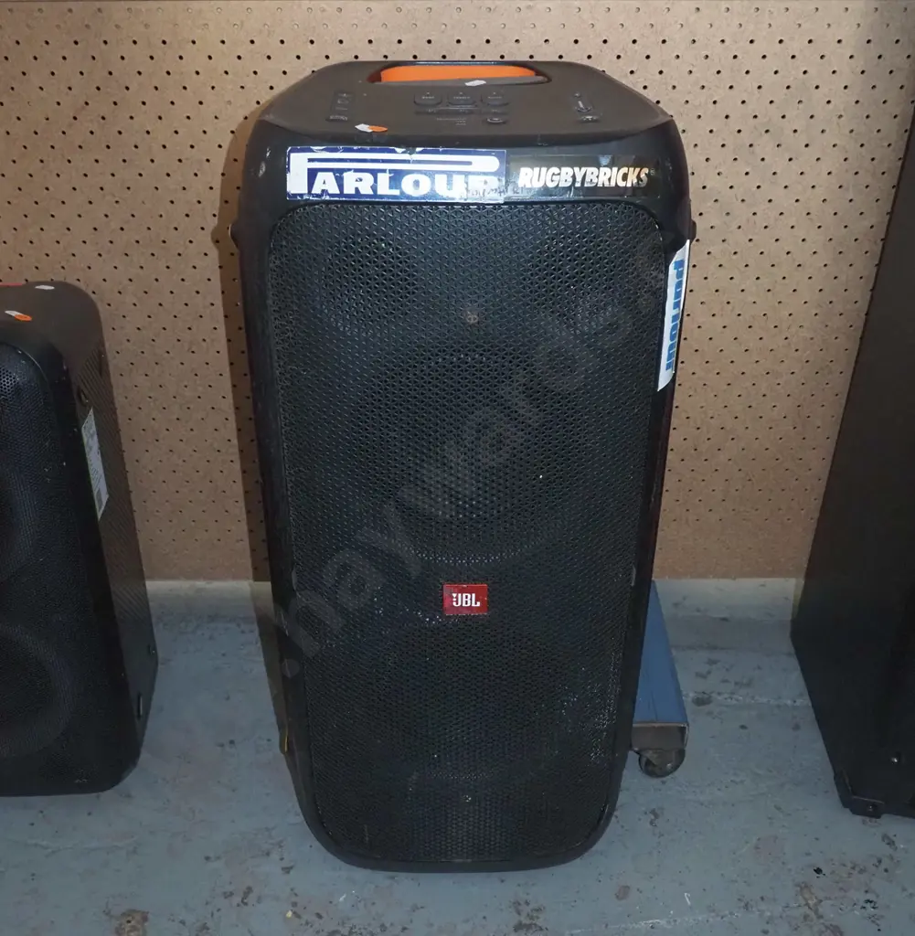 JBL PartyBox310 No power cord Image 1++