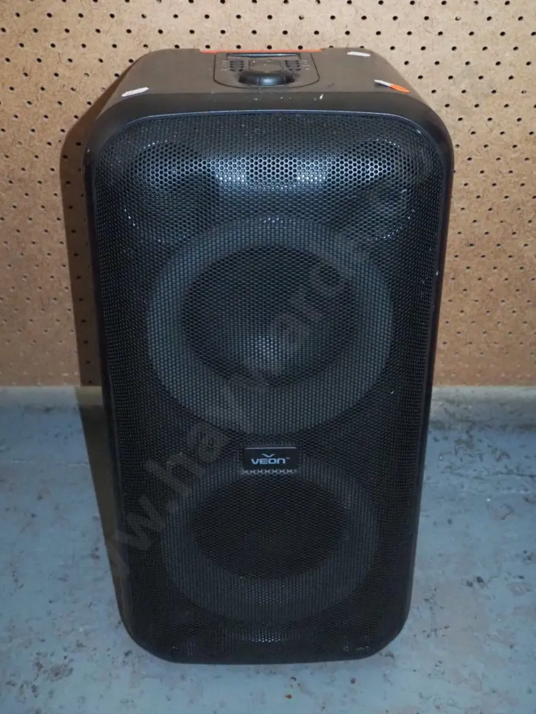 Veon portable stereo system - no power cord Image 1++