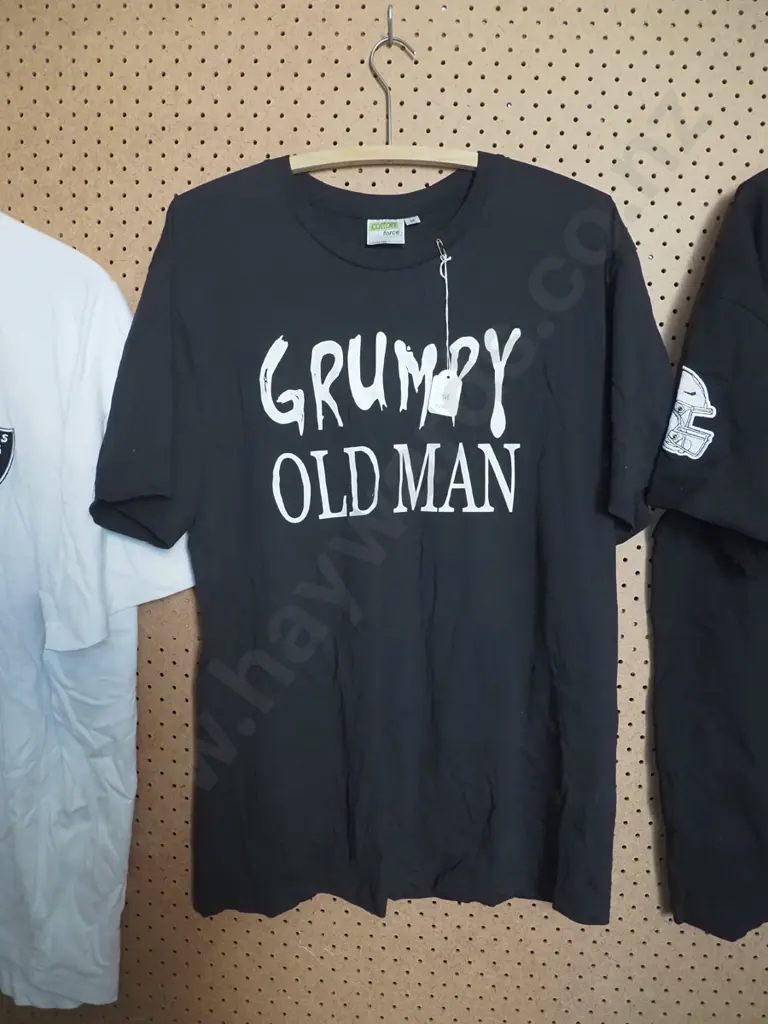 black t shirt with label GRUMPY OLD MAN Image 1++