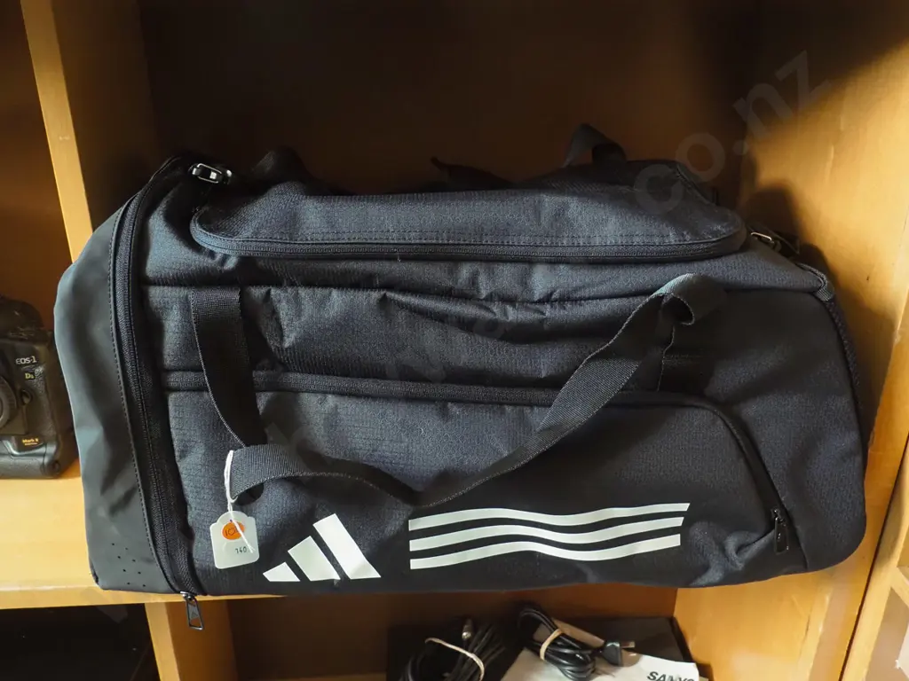 Black Adidas Sports Bag Image 1++