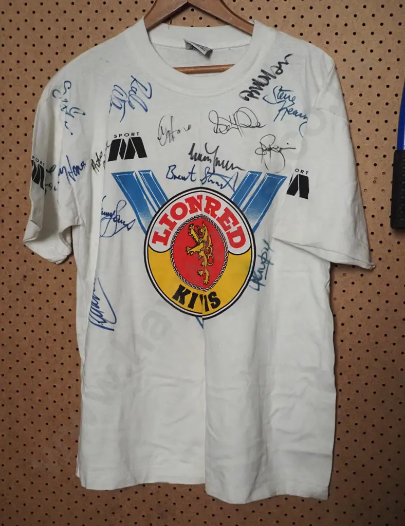 signed Lions Kiwi t shirt Image 1++