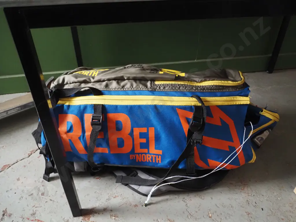 Kite in 'Rebel by North bag' Image 1++