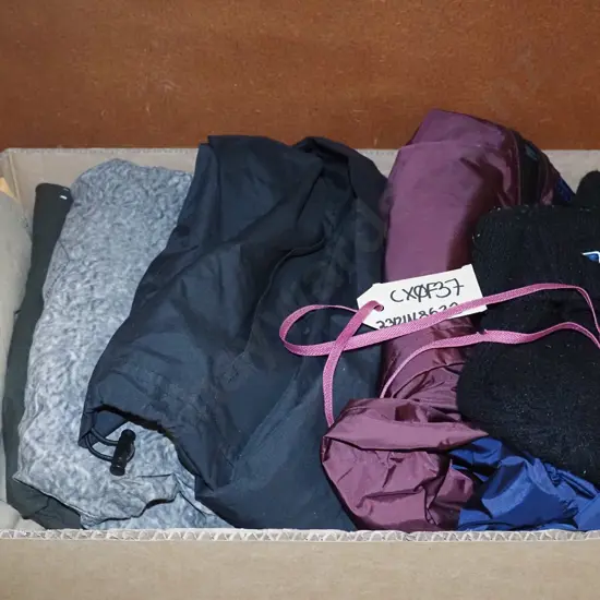 2 huffer jackets, 2 shirts, 2 shorts and 2 beanies