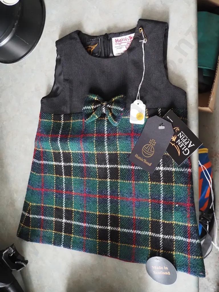 Childs tartan dress Image 1++