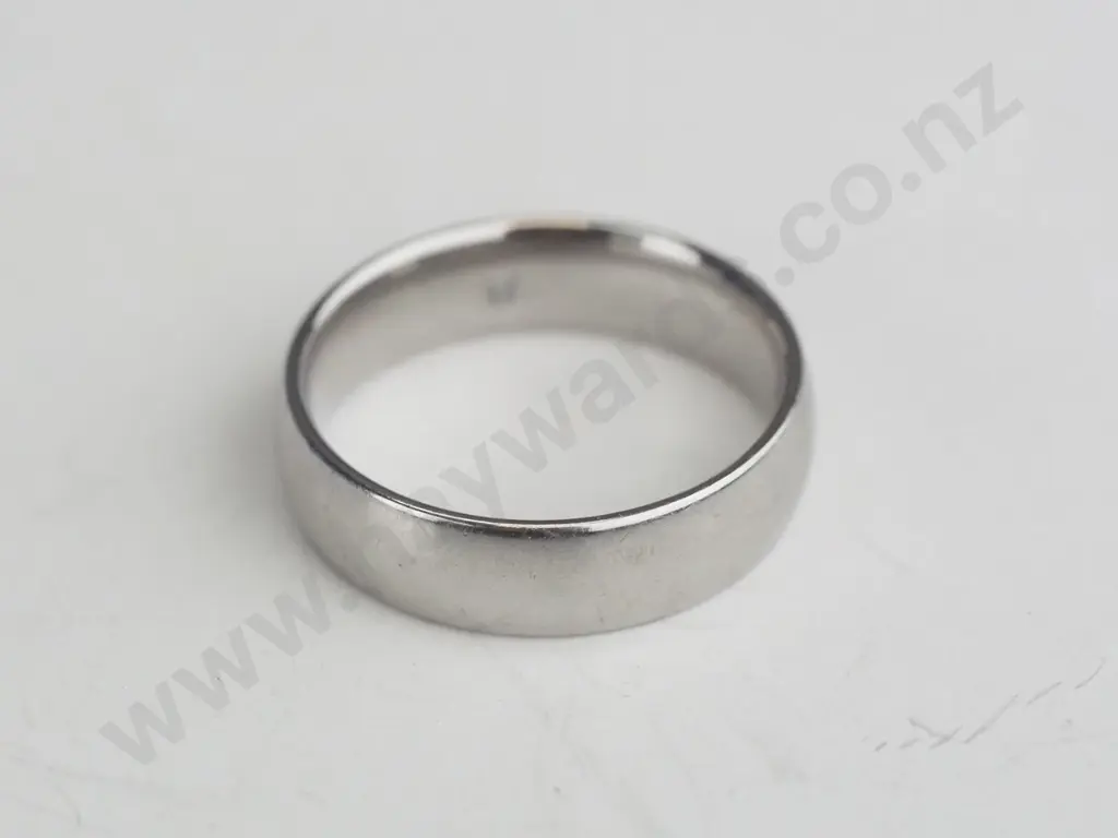 Silver coloured ring Image 1++