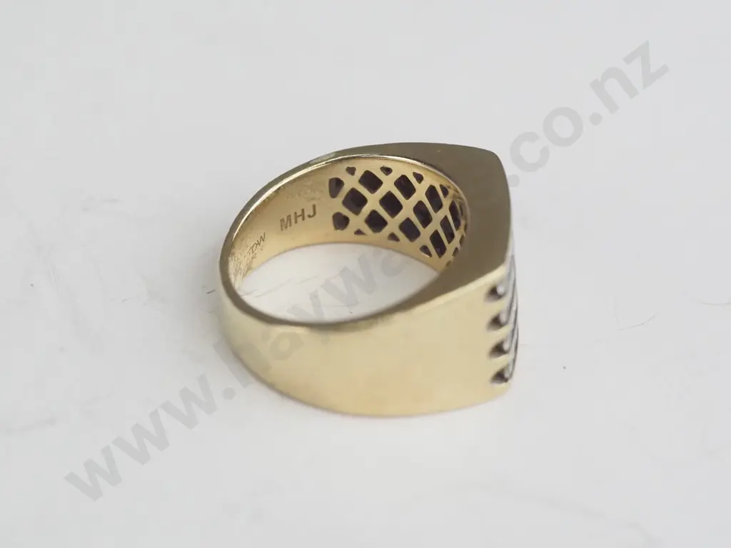 Wide gold band with x3 Rows of x7 Diamonds? - 417? MHJ stamped on the inside Image 1++