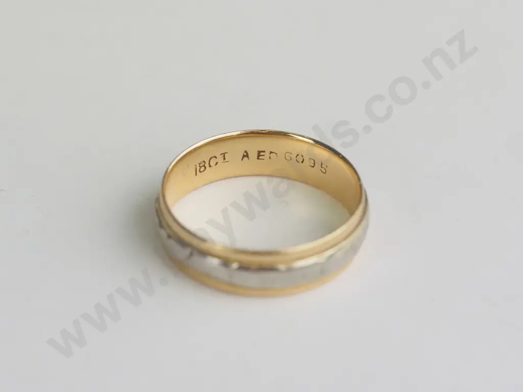 Gold Ring Image 1++