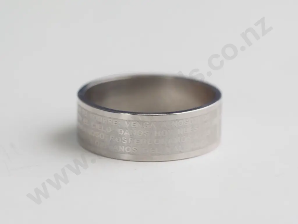 Male silver ring with the Lord's Prayer written in Spanish Image 1++