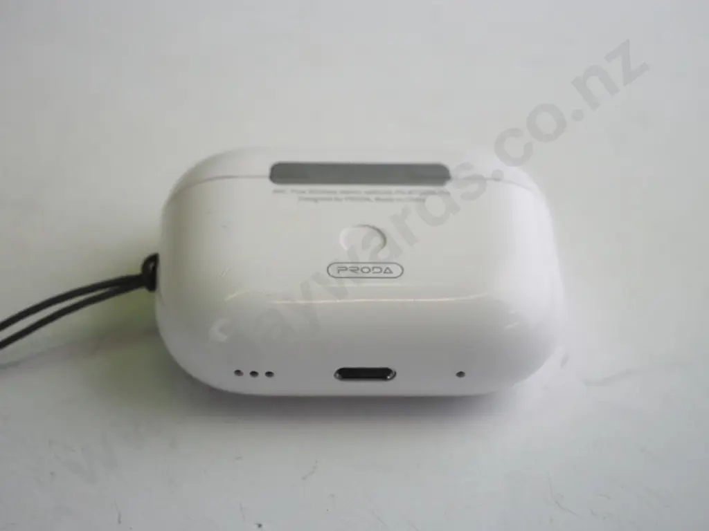 PRODA earbuds, white in white charging case Image 1++