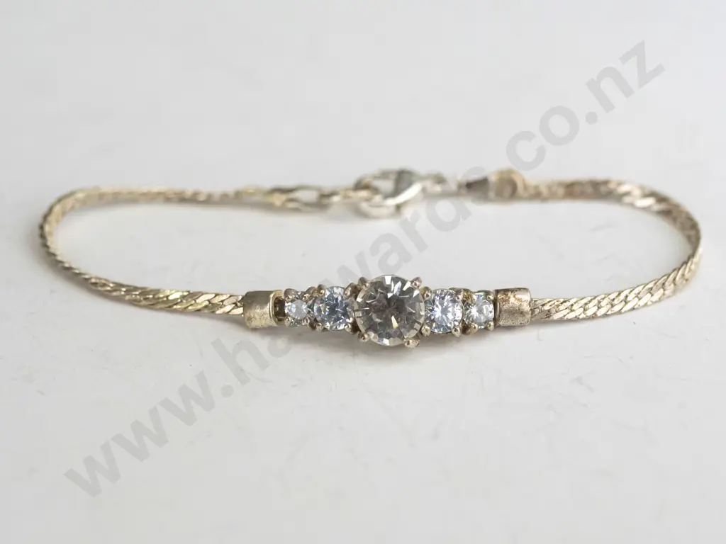 Silver bracelet - clear type stones Image 1++